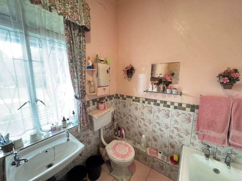 2 Bedroom Property for Sale in Kingswood Eastern Cape
